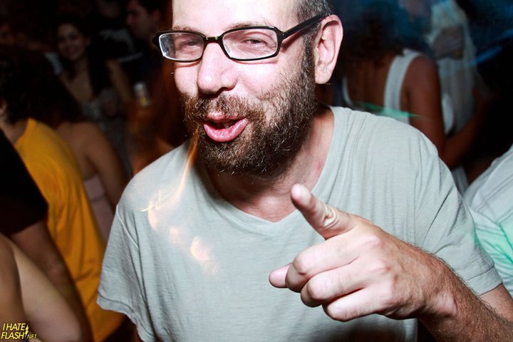167537_197984206885485_100000217211208_897592_6967965_n