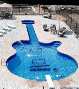 piscina-guitarra